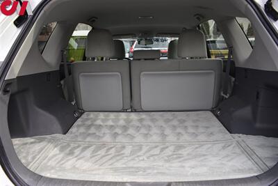 2013 Toyota Prius V Two  4dr Wagon Power, ECO & EV Modes! Bluetooth! Backup Camera! - Photo 21 - Portland, OR 97266