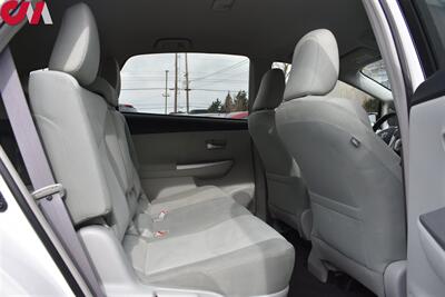 2013 Toyota Prius V Two  4dr Wagon Power, ECO & EV Modes! Bluetooth! Backup Camera! - Photo 17 - Portland, OR 97266