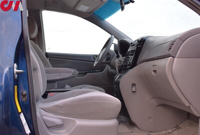 2004 Toyota Sienna LE 7 Passenger AWD 4dr Mini-Van! Low Miles! Second-Row Captain’s Chairs! Child Protector Sliding Door Locks! Deluxe AM/FM/Cass/CD! Fold-Down Rear Seats! Cruise Control! Tow Hitch! - Photo 22 - Portland, OR 97266
