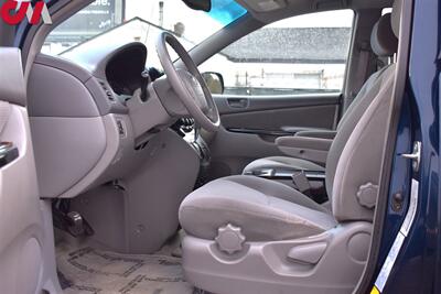 2004 Toyota Sienna LE 7 Passenger AWD 4dr Mini-Van! Low Miles! Second-Row Captain’s Chairs! Child Protector Sliding Door Locks! Deluxe AM/FM/Cass/CD! Fold-Down Rear Seats! Cruise Control! Tow Hitch! - Photo 10 - Portland, OR 97266