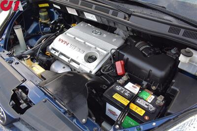 2004 Toyota Sienna LE 7 Passenger AWD 4dr Mini-Van! Low Miles! Second-Row Captain’s Chairs! Child Protector Sliding Door Locks! Deluxe AM/FM/Cass/CD! Fold-Down Rear Seats! Cruise Control! Tow Hitch! - Photo 24 - Portland, OR 97266