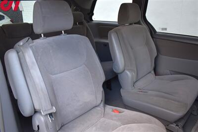 2004 Toyota Sienna LE 7 Passenger AWD 4dr Mini-Van! Low Miles! Second-Row Captain’s Chairs! Child Protector Sliding Door Locks! Deluxe AM/FM/Cass/CD! Fold-Down Rear Seats! Cruise Control! Tow Hitch! - Photo 18 - Portland, OR 97266
