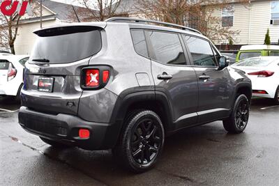 2016 Jeep Renegade Latitude  4dr SUV Four Wheel Drive! Brake Assist! Hill Start Assist! Snow, Sand, & Mud Modes! Touch Screen w/Back Up Camera! Bluetooth! - Photo 5 - Portland, OR 97266