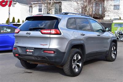 2017 Jeep Cherokee Trailhawk  Rear Differential locker! Bluetooth! Back Up Camera! Mud/Snow/Sport/Rock Drive Modes! All Weather Floor Mats! - Photo 5 - Portland, OR 97266