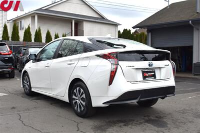 2016 Toyota Prius Four Touring  4dr Hatchback! Eco, EV, & Power Modes! Lane Assist! Blind Spot Monitor! Bluetooth! Back Up Camera! Qi Wireless Phone Charging! Heated Leather Seats! All-Weather Mats! - Photo 2 - Portland, OR 97266