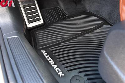 2019 Volkswagen Golf Alltrack TSI SEL 4Motion  Heated Leather Seats! Sunroof! Park Pilot Assist! Back Up Camera! Fender Sound System! Navigation!  Apple Carplay! All Weather Floor Mats! - Photo 31 - Portland, OR 97266