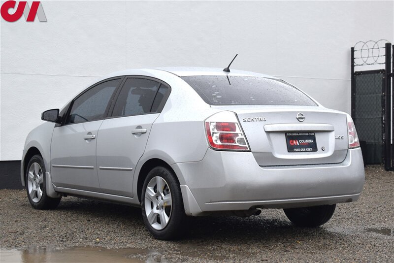 2009 Nissan Sentra 2.0 S  4dr Sedan CVT! AUX-IN & CD! Fog Lights! Cruise Control! ABS & Electronic Brakeforce Distribution! Power Windows!