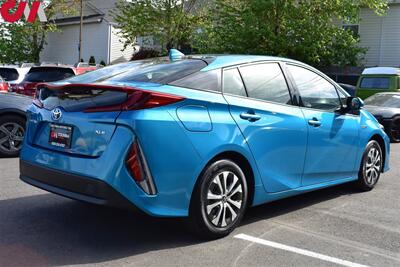 2017 Toyota Prius Prime Plus  4dr Hatchback EV, ECO, & Power Modes! Lane Assist! Back Up Camera! Navigation! Bluetooth! Heated Leather Seats! All Weather Floor Mats! - Photo 5 - Portland, OR 97266