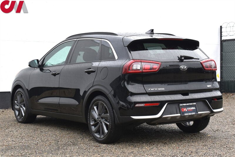 2017 Kia Niro EX  4dr Crossover! Back-Up Camera! Blind Spot Monitor! GPS Nav! Apple CarPlay! Android Auto! 51MPG City! 46MPG Hwy! Heated Seats! Harman/Kardon Sound System!