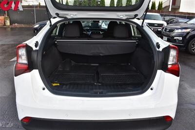 2022 Toyota Prius LE  4dr Hatchback Lane Assist! Collision Prevention! Parallel Parking Assist! Power, Eco, & EV Modes! Bluetooth! Wifi HotSpot! Trunk Cargo Cover! - Photo 30 - Portland, OR 97266