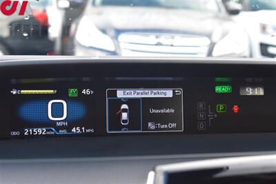 2022 Toyota Prius LE  4dr Hatchback Lane Assist! Collision Prevention! Parallel Parking Assist! Power, Eco, & EV Modes! Bluetooth! Wifi HotSpot! Trunk Cargo Cover! - Photo 16 - Portland, OR 97266