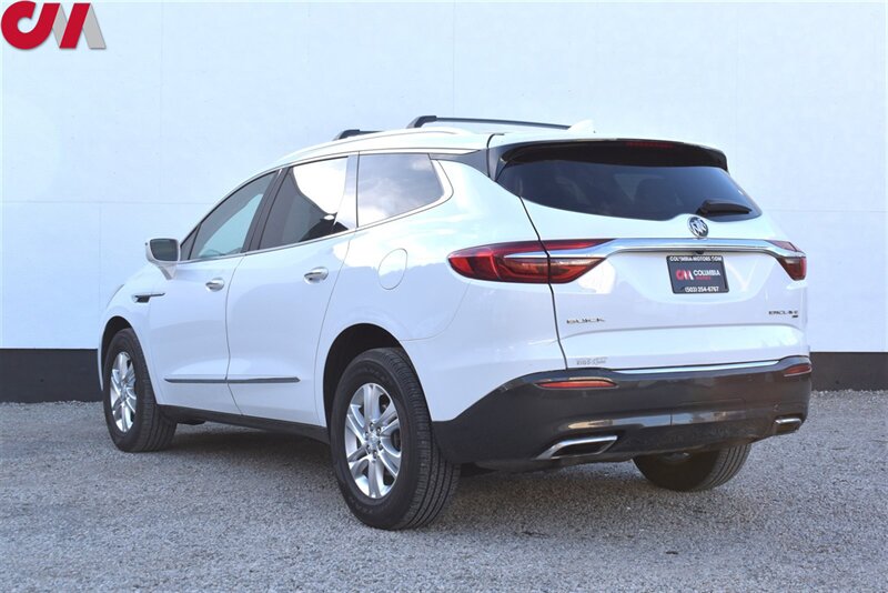 2018 Buick Enclave Essence  4x4 4dr Crossover**BY APPOINTMENT ONLY**Back-Up Camera! Parking Assist! GPS Navigation! Bluetooth! Heated Leather Seats! Power Liftgate! Roof Rack!