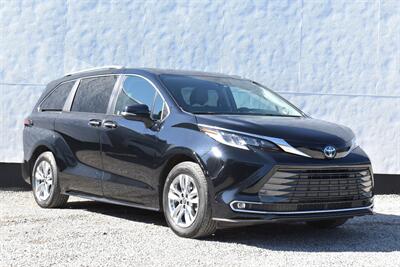 2024 Toyota Sienna Limited  AWD 4dr 7-Passenger Van!**APPOINTMENT ONLY**Adaptive Cruise Control! Lane Departure Alert! Pre-Collision System! Blind Spot Monitor! Rear Cross Traffic Alert! - Photo 1 - Portland, OR 97266