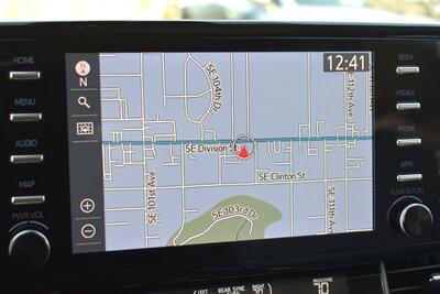 2024 Toyota Sienna Limited  AWD 4dr 7-Passenger Van!**APPOINTMENT ONLY**Adaptive Cruise Control! Lane Departure Alert! Pre-Collision System! Blind Spot Monitor! Rear Cross Traffic Alert! - Photo 23 - Portland, OR 97266