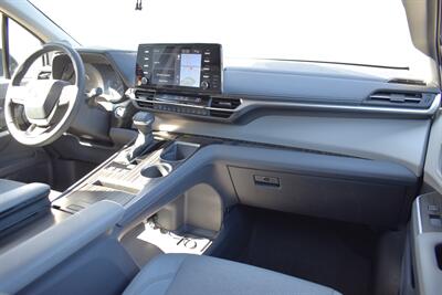 2024 Toyota Sienna Limited  AWD 4dr 7-Passenger Van!**APPOINTMENT ONLY**Adaptive Cruise Control! Lane Departure Alert! Pre-Collision System! Blind Spot Monitor! Rear Cross Traffic Alert! - Photo 13 - Portland, OR 97266