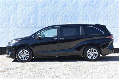 2024 Toyota Sienna Limited  AWD 4dr 7-Passenger Van!**APPOINTMENT ONLY**Adaptive Cruise Control! Lane Departure Alert! Pre-Collision System! Blind Spot Monitor! Rear Cross Traffic Alert! - Photo 9 - Portland, OR 97266