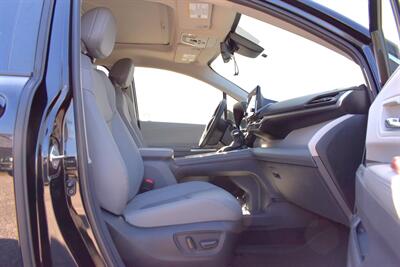 2024 Toyota Sienna Limited  AWD 4dr 7-Passenger Van!**APPOINTMENT ONLY**Adaptive Cruise Control! Lane Departure Alert! Pre-Collision System! Blind Spot Monitor! Rear Cross Traffic Alert! - Photo 34 - Portland, OR 97266