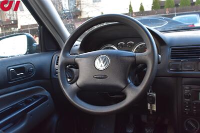 2004 Volkswagen Jetta GL  4dr Sedan 5 Speed Manual! Roof Racks! 2 Keys Included! - Photo 13 - Portland, OR 97266