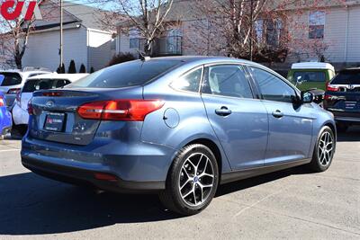 2018 Ford Focus SEL  4dr Sedan Touch-Screen w/Back Up Camera! Parking Sensors! Traction Control! Bluetooth! Sunroof! - Photo 5 - Portland, OR 97266