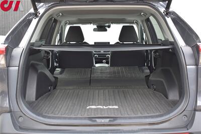 2021 Toyota RAV4 Hybrid XLE  AWD 4dr SUV**BY APPOINTMENT ONLY**Back-Up Cam! Blind Spot Monitor! Adaptive Cruise Control! Bluetooth! 5 Drive Modes! Heated Seats! Sunroof! Power Liftgate! - Photo 29 - Portland, OR 97266