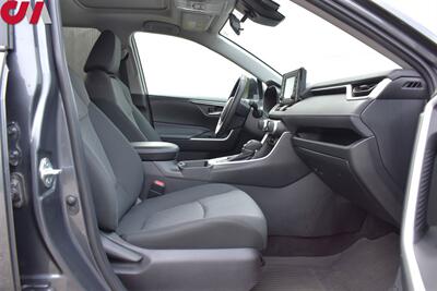 2021 Toyota RAV4 Hybrid XLE  AWD 4dr SUV**BY APPOINTMENT ONLY**Back-Up Cam! Blind Spot Monitor! Adaptive Cruise Control! Bluetooth! 5 Drive Modes! Heated Seats! Sunroof! Power Liftgate! - Photo 27 - Portland, OR 97266