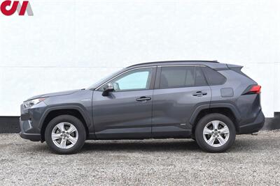 2021 Toyota RAV4 Hybrid XLE  AWD 4dr SUV**BY APPOINTMENT ONLY**Back-Up Cam! Blind Spot Monitor! Adaptive Cruise Control! Bluetooth! 5 Drive Modes! Heated Seats! Sunroof! Power Liftgate! - Photo 9 - Portland, OR 97266