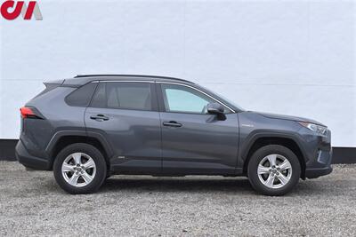2021 Toyota RAV4 Hybrid XLE  AWD 4dr SUV**BY APPOINTMENT ONLY**Back-Up Cam! Blind Spot Monitor! Adaptive Cruise Control! Bluetooth! 5 Drive Modes! Heated Seats! Sunroof! Power Liftgate! - Photo 6 - Portland, OR 97266