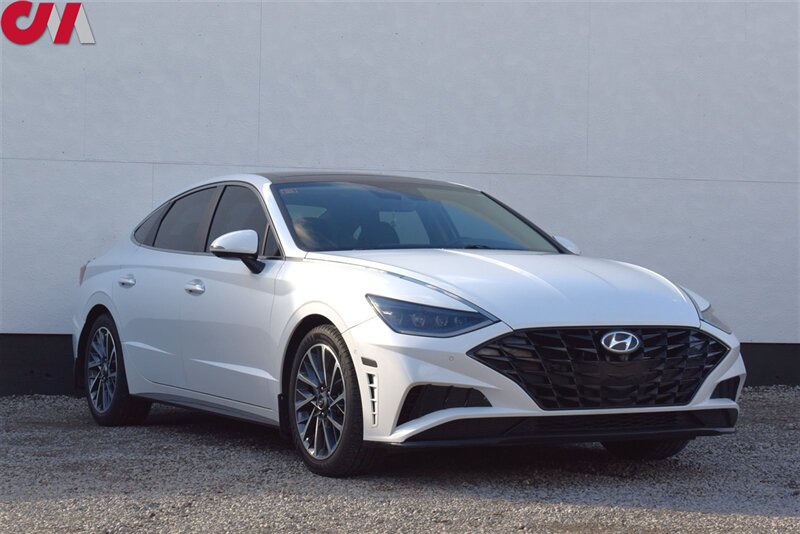 2020 Hyundai SONATA Limited  4Dr Sedan!**BY APPOINTMENT ONLY** Apple CarPlay And Android Auto! Bose Audio System! Heated Front Seats! Blind-Spot Collision-Avoidance Assistance! Backup Camera!