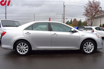 2012 Toyota Camry Hybrid XLE  4dr Sedan Touch-Screen w/Back Up Cam! Bluetooth! 40 City MPG! Eco & EV Modes! Heated Seats! Sunroof! - Photo 6 - Portland, OR 97266