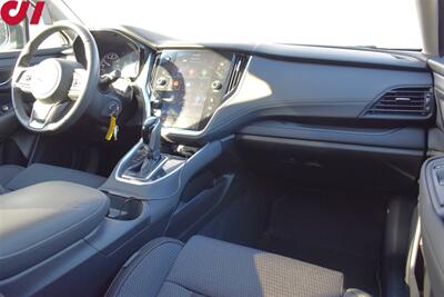 2020 Subaru Outback Premium  AWD 4dr Crossover!***APPOINTMENT ONLY*** X-Mode! EyeSight Assist Tech! Back Up Camera! Apple CarPlay! Android Auto! Heated Seats! Roof Rails! All Weather Floor Mats! - Photo 11 - Portland, OR 97266