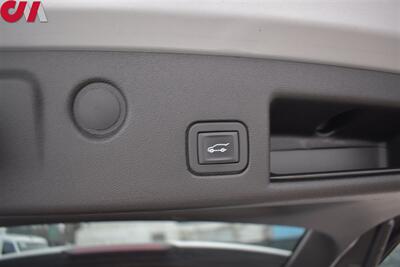 2018 Chevrolet Equinox LT 4x4 4dr SUV w/1LT**BY APPOINTMENT ONLY**Back-Up Cam! Park Assist! Apple CarPlay! Android Auto! Heated Seats! Power Liftgate! All Weather Floor Mats! - Photo 26 - Portland, OR 97266