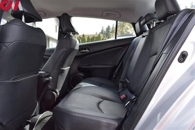 2022 Toyota Prius XLE 4dr Hatchback 51 City MPG! 47 Hwy MPG! Heated Leather Seats! Qi (wireless phone) Charging Station! EV, ECO, & POWER Modes! Back Up Camera! Bluetooth w/Voice Activation - Photo 31 - Portland, OR 97266