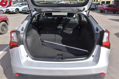 2022 Toyota Prius XLE 4dr Hatchback 51 City MPG! 47 Hwy MPG! Heated Leather Seats! Qi (wireless phone) Charging Station! EV, ECO, & POWER Modes! Back Up Camera! Bluetooth w/Voice Activation - Photo 34 - Portland, OR 97266