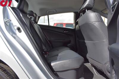 2022 Toyota Prius XLE 4dr Hatchback 51 City MPG! 47 Hwy MPG! Heated Leather Seats! Qi (wireless phone) Charging Station! EV, ECO, & POWER Modes! Back Up Camera! Bluetooth w/Voice Activation - Photo 32 - Portland, OR 97266