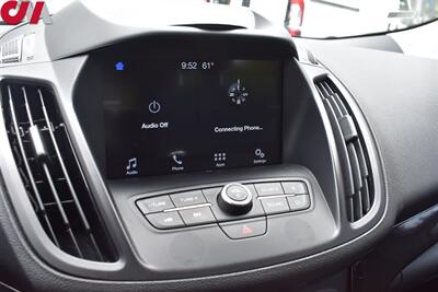 2019 Ford Escape SE  4dr SUV EcoBoost! Heated Cloth & Leather Seats! Wifi HotSpot! Apple Carplay & Android Auto! Backup Camera! Push Start! Amazing MPG! - Photo 17 - Portland, OR 97266