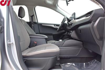 2022 Ford Escape Hybrid SE  AWD 4dr SUV!Adaptive Cruise Control! Lane Keeping System! Pre-Collision Assist w/ Automatic Emergency Braking! Blind Spot Monitoring! Rear Cross-Traffic Alert! - Photo 29 - Portland, OR 97266