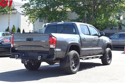 2017 Toyota Tacoma TRD Off-Road  +Appointment Only+ 4dr Double Cab 5.0 ft SB Back Up Cam! Blind Spot Monitor! Parking Assist! Navi! Bluetooth! Qi Charger! Tow PKG! Sunroof! Heated Seats! - Photo 5 - Portland, OR 97266