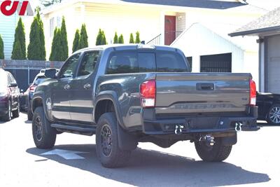 2017 Toyota Tacoma TRD Off-Road  +Appointment Only+ 4dr Double Cab 5.0 ft SB Back Up Cam! Blind Spot Monitor! Parking Assist! Navi! Bluetooth! Qi Charger! Tow PKG! Sunroof! Heated Seats! - Photo 2 - Portland, OR 97266