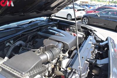 2017 Toyota Tacoma TRD Off-Road  +Appointment Only+ 4dr Double Cab 5.0 ft SB Back Up Cam! Blind Spot Monitor! Parking Assist! Navi! Bluetooth! Qi Charger! Tow PKG! Sunroof! Heated Seats! - Photo 24 - Portland, OR 97266