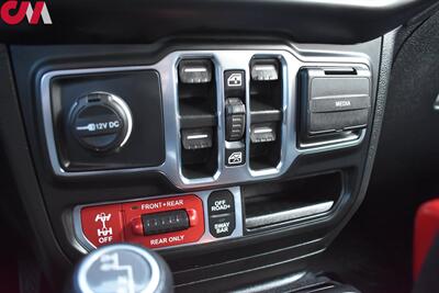 2020 Jeep Wrangler Rubicon  4X4 4dr SUV Bluetooth! Backup Camera! Diff Lock! Stock Headlights, Taillights & 2 Keys Included! - Photo 19 - Portland, OR 97266