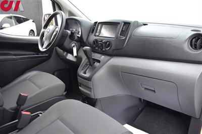2021 Nissan NV200 SV 4dr Cargo Mini-Van! Back Up Camera! Parking Assist Sensors! Bulkhead Partition! Traction Control! Cruise Control! Apple CarPlay! Android Auto! - Photo 12 - Portland, OR 97266