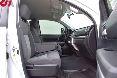 2016 Toyota Tundra SR5  4x4 4dr CrewMax Cab Pickup SB! Rear View Camera! Bluetooth! Navigation! Tow Package! 4H & 4L! Bed Cover! Vehicle Stability Control! - Photo 20 - Portland, OR 97266