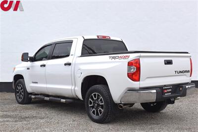 2016 Toyota Tundra SR5  4x4 4dr CrewMax Cab Pickup SB! Rear View Camera! Bluetooth! Navigation! Tow Package! 4H & 4L! Bed Cover! Vehicle Stability Control! - Photo 2 - Portland, OR 97266