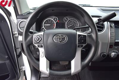 2016 Toyota Tundra SR5  4x4 4dr CrewMax Cab Pickup SB! Rear View Camera! Bluetooth! Navigation! Tow Package! 4H & 4L! Bed Cover! Vehicle Stability Control! - Photo 11 - Portland, OR 97266