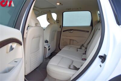 2013 Volvo XC70 T6 Premier Plus  AWD 4dr Wagon! City-Safety System! Parking Assist! Stability Control System! Heated Leather Seats! Bluetooth/USB/Aux! Sunroof! Powered Liftgate! All Weather Mats! - Photo 26 - Portland, OR 97266