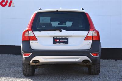 2013 Volvo XC70 T6 Premier Plus  AWD 4dr Wagon! City-Safety System! Parking Assist! Stability Control System! Heated Leather Seats! Bluetooth/USB/Aux! Sunroof! Powered Liftgate! All Weather Mats! - Photo 4 - Portland, OR 97266