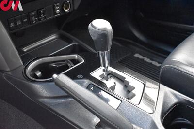 2016 Toyota RAV4 Hybrid Limited  AWD 4dr SUV! Toyota Safety Sense: Pre-Collision System! Blind Spot Monitor! Cross Traffic Alert & Lane Assist! Back Up Cam! Bluetooth! Eco & Sport Modes! Heated Leather Seats! Sunroof! Roof-Rack! - Photo 21 - Portland, OR 97266