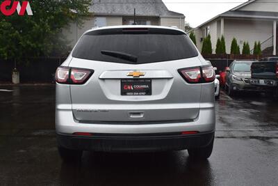 2017 Chevrolet Traverse LS  AWD 4dr SUV All Weather Floor Mats! Backup Cam! - Photo 4 - Portland, OR 97266