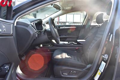 2016 Ford Fusion SE  Hybrid 4dr Sedan 44 City / 41 Highway MPG! Bluetooth! Back Up Camera! Parking Assist! - Photo 10 - Portland, OR 97266