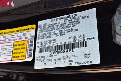 2016 Ford Fusion SE  Hybrid 4dr Sedan 44 City / 41 Highway MPG! Bluetooth! Back Up Camera! Parking Assist! - Photo 26 - Portland, OR 97266